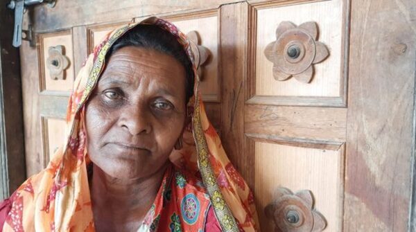 Kannada Forest Gril Sex Rep Video - In Their Fight For Light Rights, Gujarat's Women Face Long Battles -  BehanBox